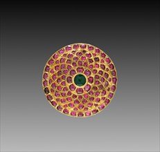 Hair Ornament, Jada Billi, 1600s. India, Jaipur, 17th century. Gold, emerald and rubies; diameter: