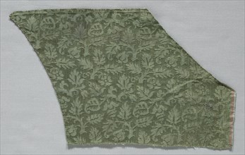 Silk Damask Fragment, 1500s. Italy, 16th century. Damask, silk; overall: 19.3 x 32.5 cm (7 5/8 x 12