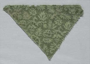 Silk Damask Fragment, 1500s. Italy, 16th century. Damask, silk; overall: 16 x 19.5 cm (6 5/16 x 7