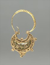 Crescent-Shaped Earring, 1000-1100. Byzantium, Constantinople?, Byzantine period, 11th century.
