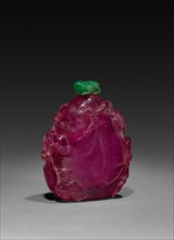 Snuff Bottle with Stopper, 1800s. China, Qing dynasty (1644-1911). Rose quartz; with cover: 6.1 cm