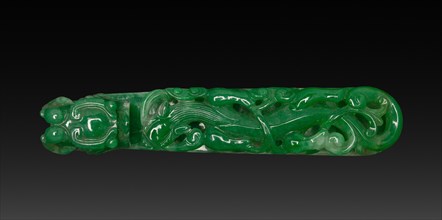 Belt Buckle, 1800s-1900s. China, 19th-20th century. Jade; overall: 9.6 cm (3 3/4 in.).