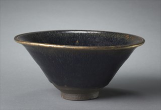 Tea Bowl, 1100s-1200s. China, Fujian province, Southern Song dynasty (1127-1279). Stoneware with
