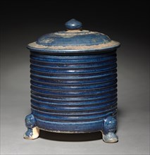 Covered Jar, early 700s. China, Tang dynasty (618-907). Glazed earthenware; overall: 14.4 cm (5