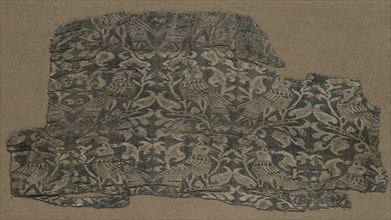 Fragment, late 1100s or early 1200s. Iran, Rayy, late 12th or early 13th century. Lampas weave,