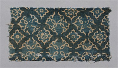 Fragment, 1100s - 1300s. India, 12th-14th century. Plain cloth, resist dyed; cotton; overall: 19.4