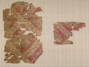 Silk Fragments with Palmette Blossoms, 700s. Egypt or Syria, Islamic period, late Umayyad-or