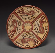 Plate, 400-1000. Panama, Cocle. Pottery; diameter: 34.4 x 5 cm (13 9/16 x 1 15/16 in.).