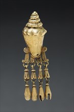 Shell Pendant, c. 1200-1519. Mexico, Oaxaca, Mixtec style. Gold; overall: 7.7 x 2.2 cm (3 1/16 x
