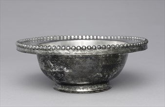 Bowl with Beaded Rim, 300-500. Byzantium, Syria?, early Byzantine period, 4th-5th Century. Silver;