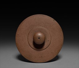 Teapot: Yixing ware (lid), 1644-1911. China, Qing dynasty (1644-1911). Stoneware; diameter: 12.8 cm