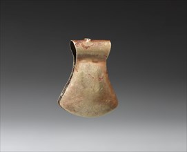Tweezer, c. 500-200 BC. Peru, North Highlands, Chavín de Huantar(?), Chavín style (1000-200 BC).