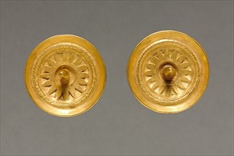 Ear Spool, c. 400-900. Panama, Conte style, 5th - 10th century. Hammered gold; diameter: 3.1 cm (1