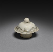Tea Caddy (lid), c. 1750-1770. China, Chinese Export -- European Market, 18th century. Porcelain;