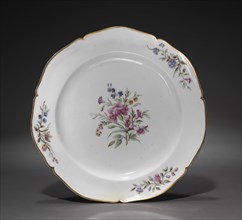 Plate, c. 1750. Vincennes Factory (French). Porcelain; diameter: 24.5 cm (9 5/8 in.).