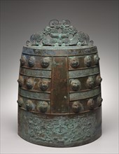 Bell (Bo Zhong), early 400s BC. China, Eastern Zhou dynasty (770-256 BC). Bronze; overall: 41.4 cm