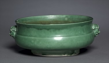 Bowl in Form of Archaic Gui, 1628-1661. China, Jiangxi province, Jingdezhen, Ming dynasty, Jiajing