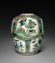 Vase, 1622-1722. China, Qing dynasty (1644-1911), Kangxi reign (1661-1722). Porcelain with