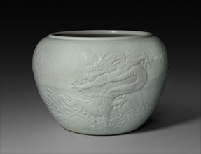 Jardiniere with Dragon in Waves, 1662-1722. China, Jiangxi province, Jingdezhen kilns, Qing dynasty