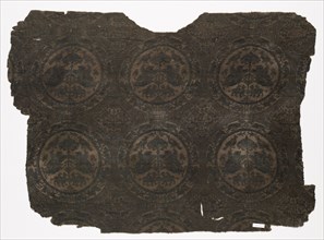 Fragment with lions and griffins in combat, 1459-1669. Probably Iran. Lampas weave, silk; overall: