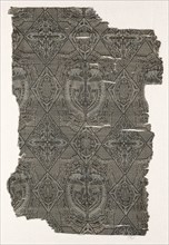 Fragment, 1000s - 1100s. Iran or Iraq ?, Seljuk period, 11th - 12th century. Lampas weave, silk;