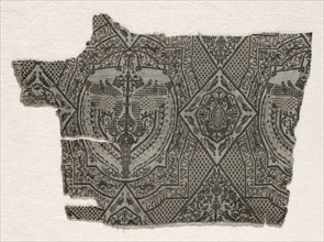 Fragment, 1000s - 1100s. Iran or Iraq ?, Seljuk period, 11th - 12th century. Lampas weave, silk;