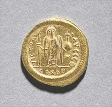 Solidus of Justinian I (reverse), 545-565. Byzantium, Constantinople, Byzantine period, 6th century