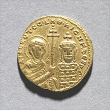 Nomisma with Nicephorus II Phocas (reverse), 963-969. Byzantium, 10th century. Gold; overall: 2 cm