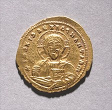 Nomisma with  John I Zimisces, 969-976. Byzantium, Constantinople, 10th century. Gold; diameter: 2