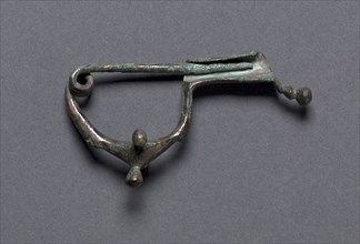 Fibula, c. 600 BC. Italy, Etruscan, late 7th Century BC. Bronze; overall: 5.2 cm (2 1/16 in.).