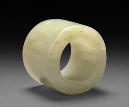 Thumb Ring, 1736-1795. China, Qing dynasty (1644-1912), Qianlong reign (1735-1795). White jade;