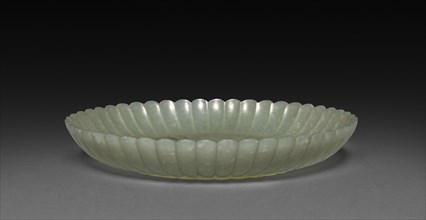 Plate in the Form of a Chrysanthemum, 1700s-1800s. China, Qing dynasty (1644-1911). Jade; diameter: