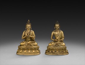 Pair of Seated Buddhas, 1500s. China, Ming dynasty (1368-1644). Gilt bronze; overall: 9.9 cm (3 7/8