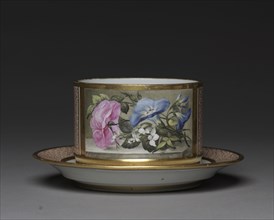 Dish, c. 1810. Worcester Porcelain Factory (British). Soft-paste porcelain; overall: 7.2 x 14.6 cm