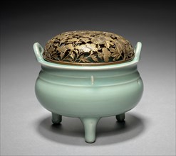 Incense Burner, late 1800s. Japan, Meiji period (1868-1912). Porcelain with gilt bronze cover;