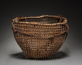 Clam basket with Tump Line, late 1800. Northwest Coast, Clallam, late 19th century. Cedar root;