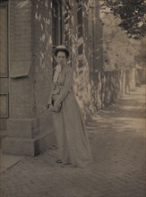 Letitia Felix, c. 1898. Clarence H. White (American, 1871-1925). Platinum print; image: 20.1 x 15.1