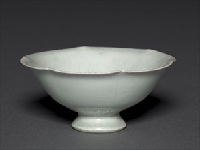 Cup and Stand, 1100s. China, Jiangxi province, Jingdezhen, Southern Song dynasty (1127-1279).