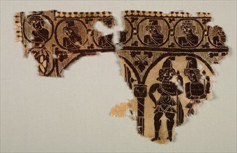 Neck Ornament of a Tunic, 400s. Egypt, Byzantine period, 5th century. Tapestry weave with
