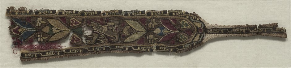 Fragment of a Clavus, 700s. Egypt, Abbasid period (?), 8th century. Tapestry; linen and wool;