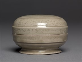 Covered Box with Double-Parrot Design, 960-1127. China, Zhejiang province, Northern Song dynasty