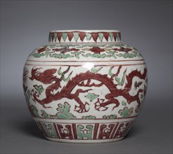 Jar with Dragons Pursuing Flaming Jewels, 1522-1566. China, Jiangxi province, Jingdezhen kilns,