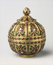 Globular-Shaped Box Decorated with Gems, 18th Century. India, Mughal dynasty (1526-1756). Gold