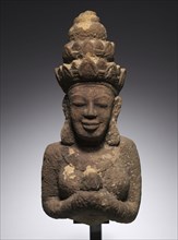 Apsara Bracket, 900s. Vietnam (Champa). Sandstone; overall: 55.9 x 53.3 cm (22 x 21 in.).
