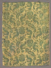 Fragment with Birds and Floral Motif, early 1600s. Italy or Spain ?, 17th century. Damask, silk;