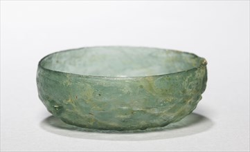 Bowl (Maigelein), 1400s. Germany, 15th century. Green glass; diameter: 9.9 cm (3 7/8 in.).