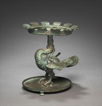 Shallow Basin Supported by a Bird (Bian), early 400s BC. China, Warring States period (475-221 BC).