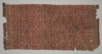 Fragment with geese circling lotus medallions, 1400s. India. Plain weave: cotton, stamped mordant