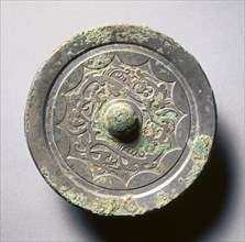 Mirror with Linked Arcs and Kui Dragons, 2nd century. China, Eastern Han dynasty (25-220). Bronze;