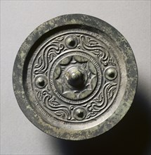Mirror with Four Nipples, Quasi-Dragons, and Birds, late 3rd Century BC - early 1st Century. China,